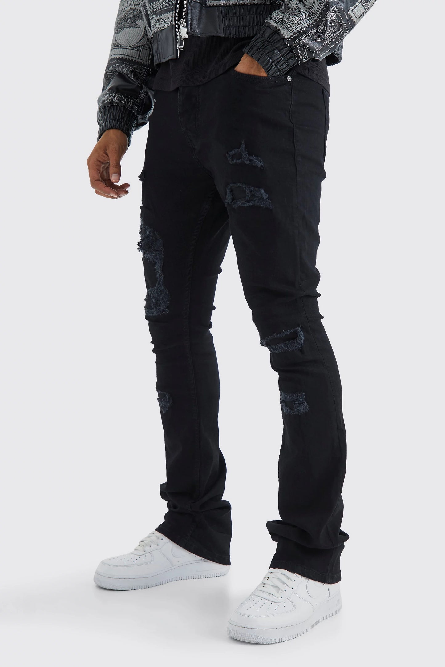 Distressed Stacked Long Jeans- True Black