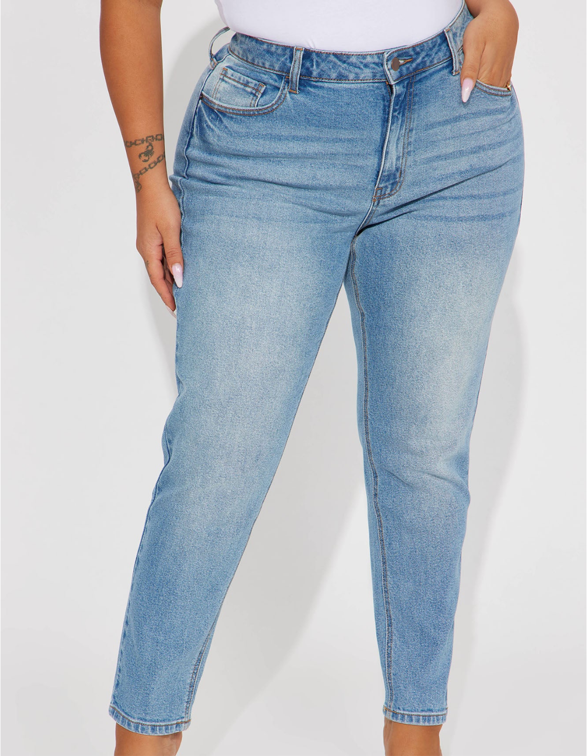 High Waist Straight Leg Jeans - Medium Wash