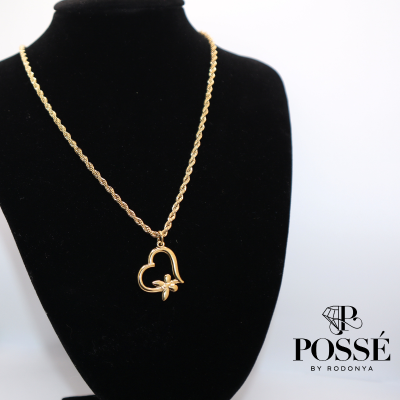FLUTTER LOVE Pendant Necklace