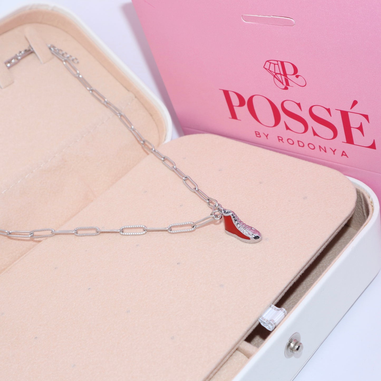 SNEAKER BABE Necklace