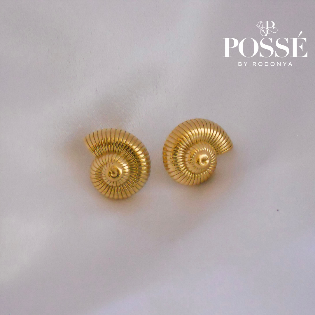 SHELLFISH STUDS