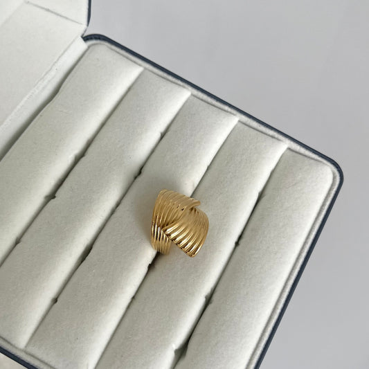 WONDER WAVE Cuff Ring