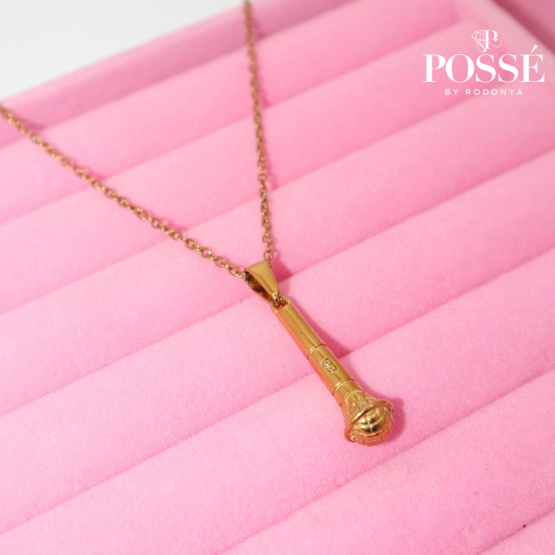 ON THE MIC Charm Bar Necklace
