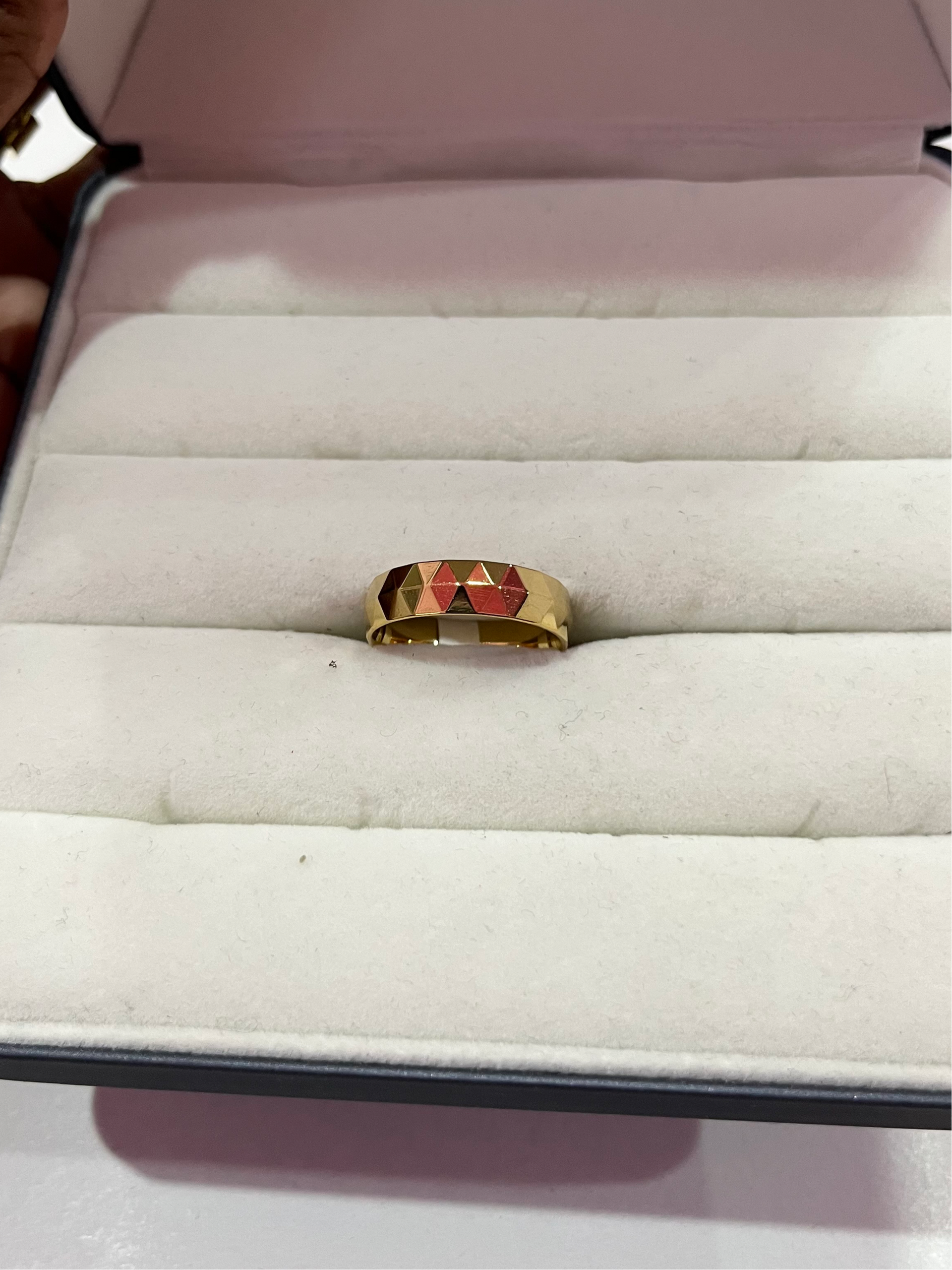 Illusion Ring