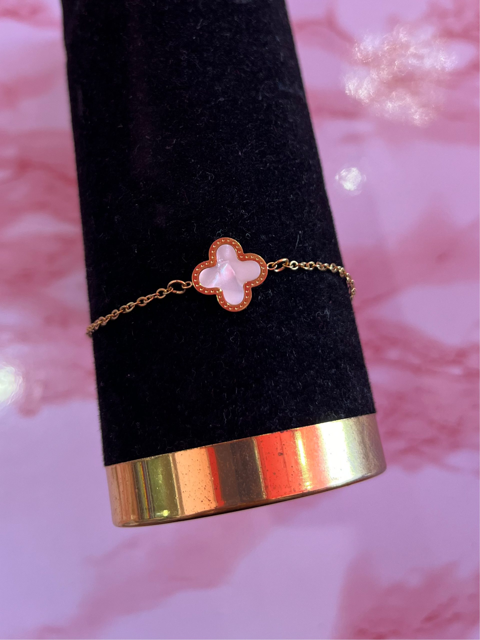 Lone Clover Bracelet
