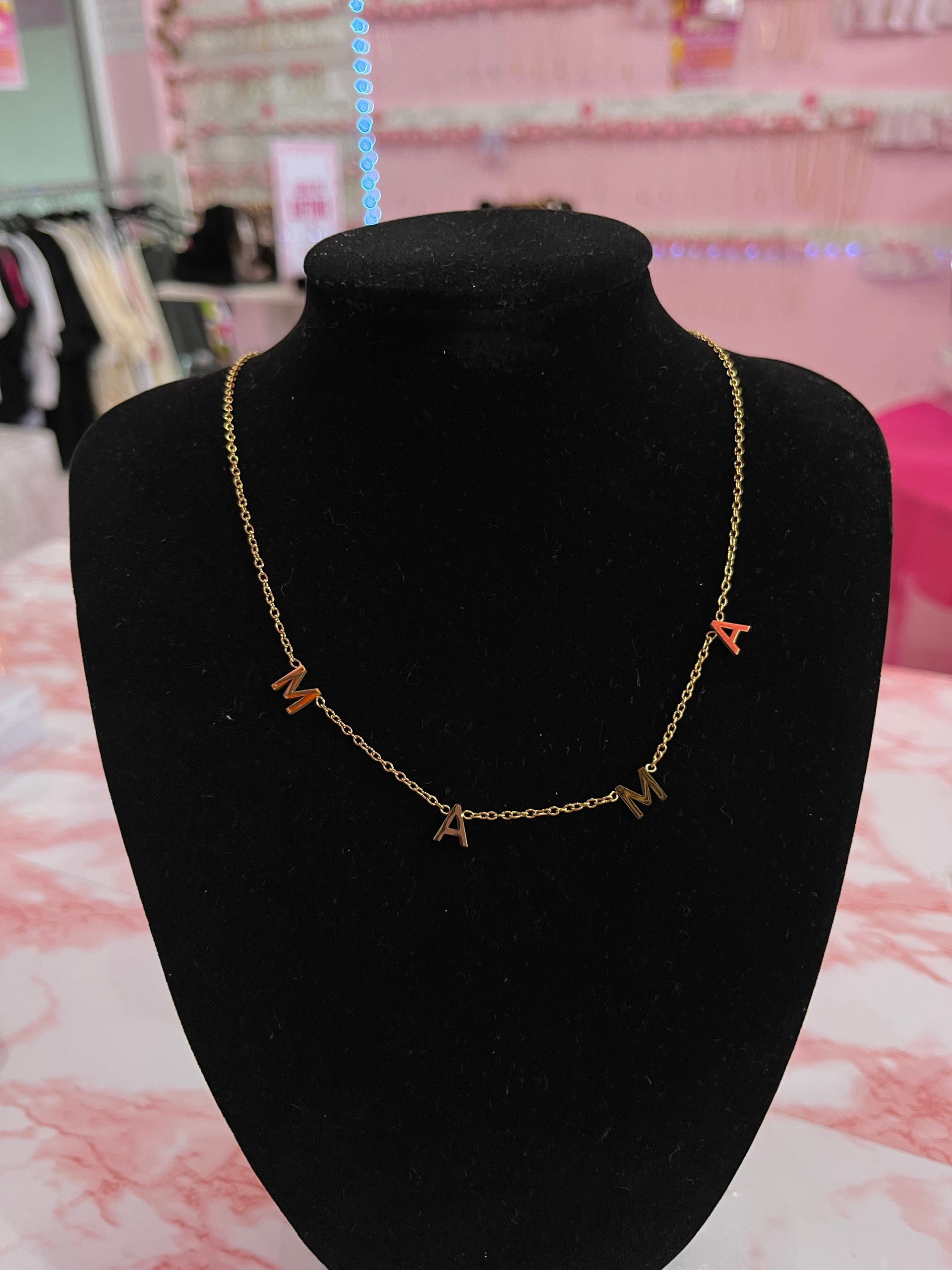 Mama Necklace