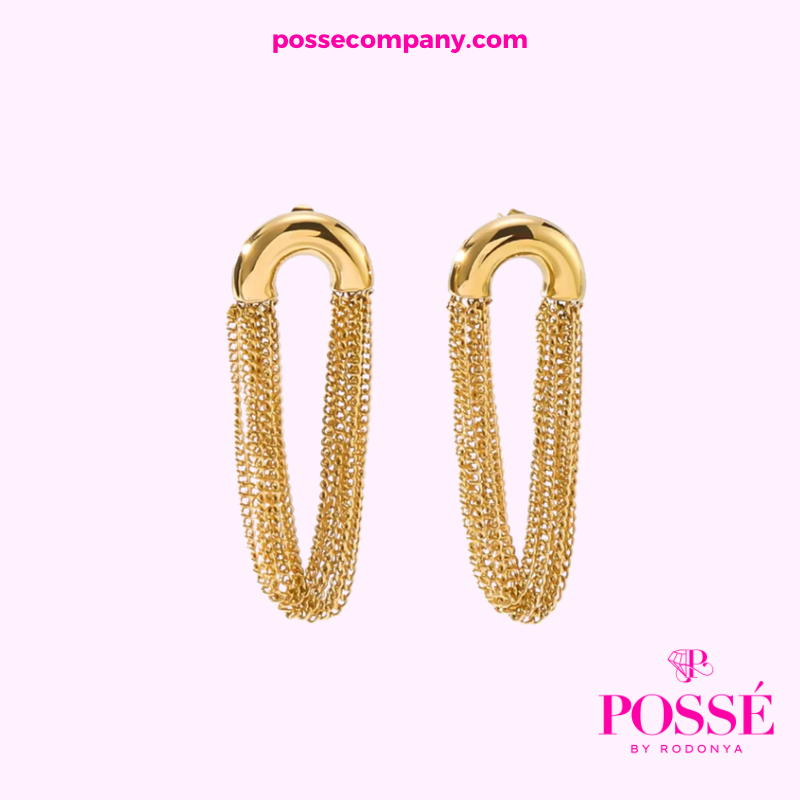 VELORA Drop Earrings