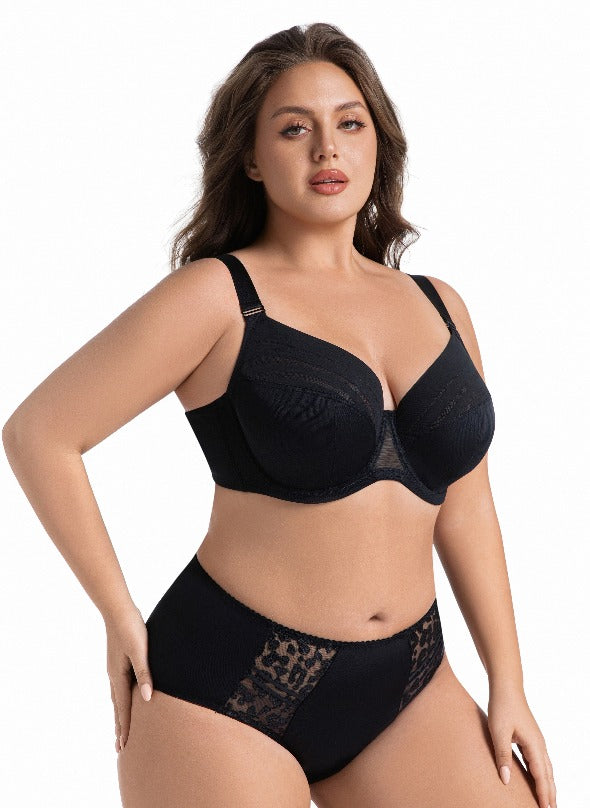 Miss Curvaty Black Mesh