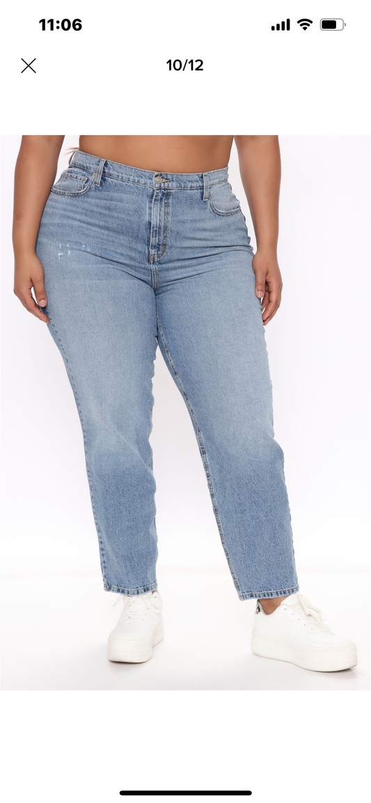 High Rise Mom Jeans - Medium Wash