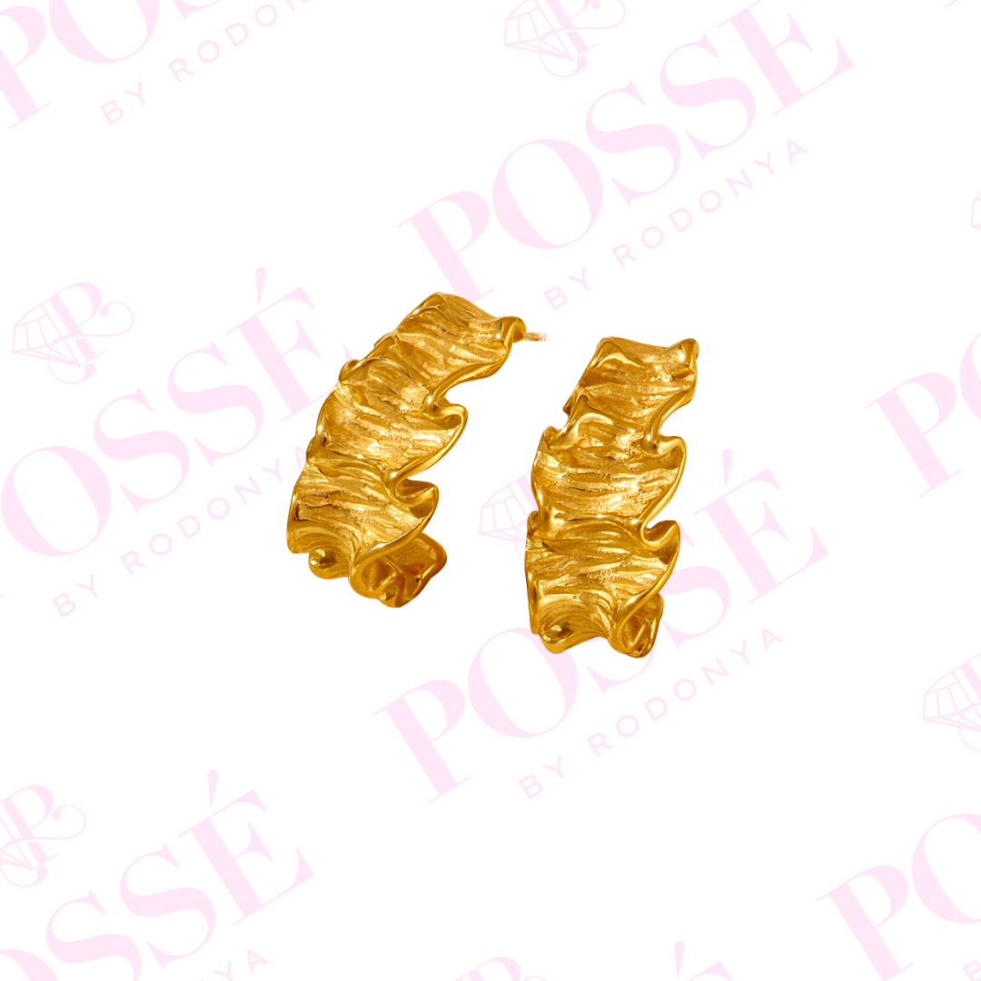 GOLDEN WAVES Statement Earrings