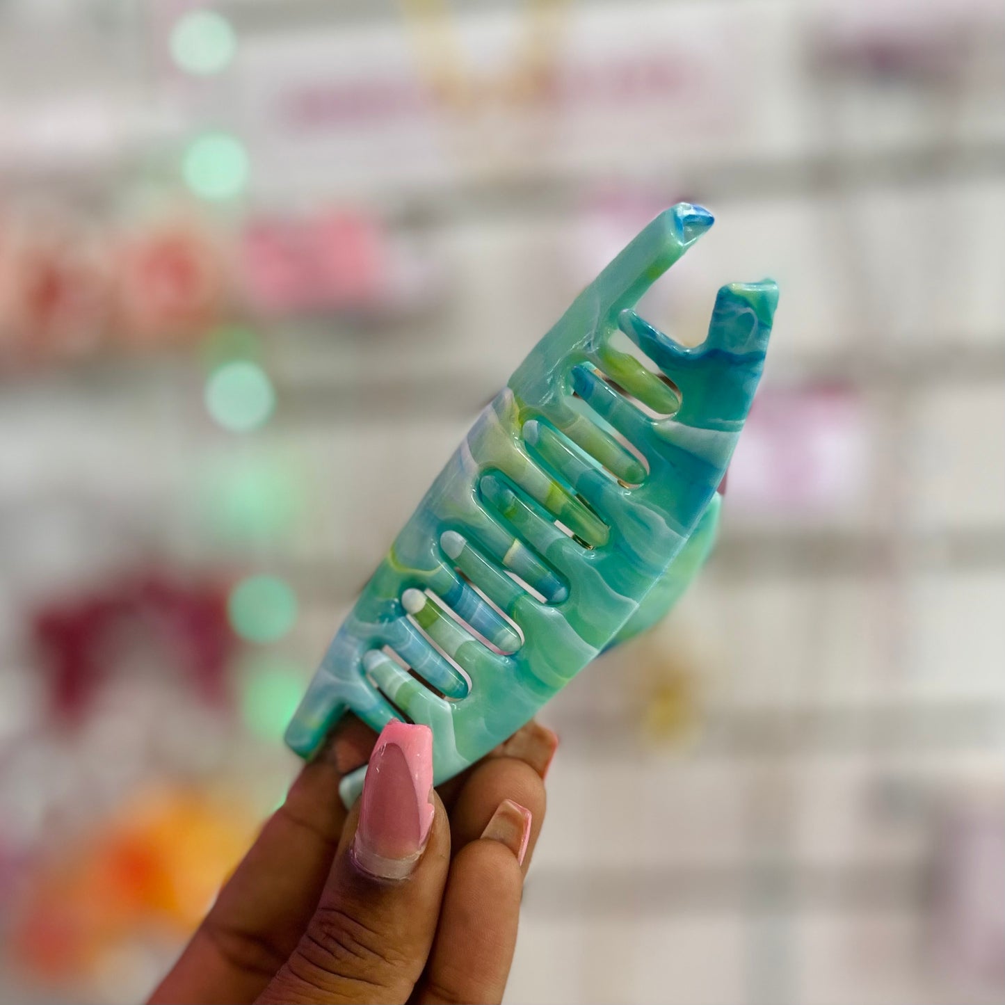 COVE QUARTZ Hair Claw Clip