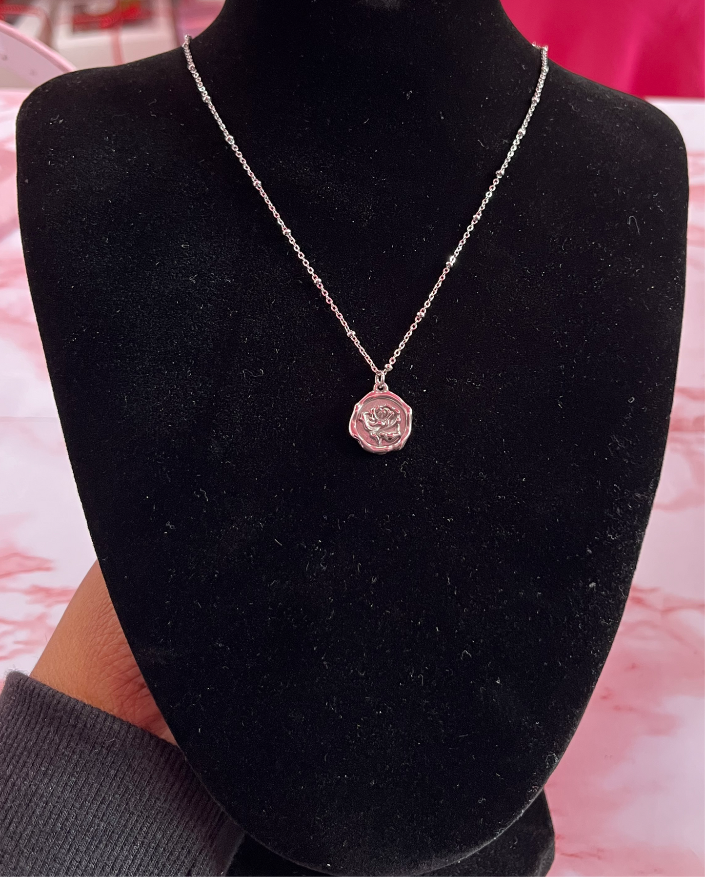 Vintage Rose Necklace- Silver
