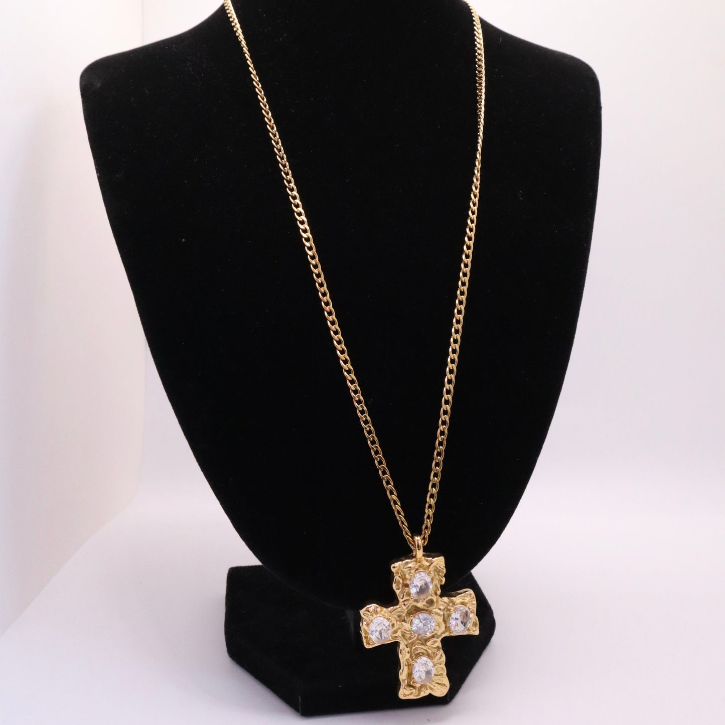 LUXE CROSS Necklace