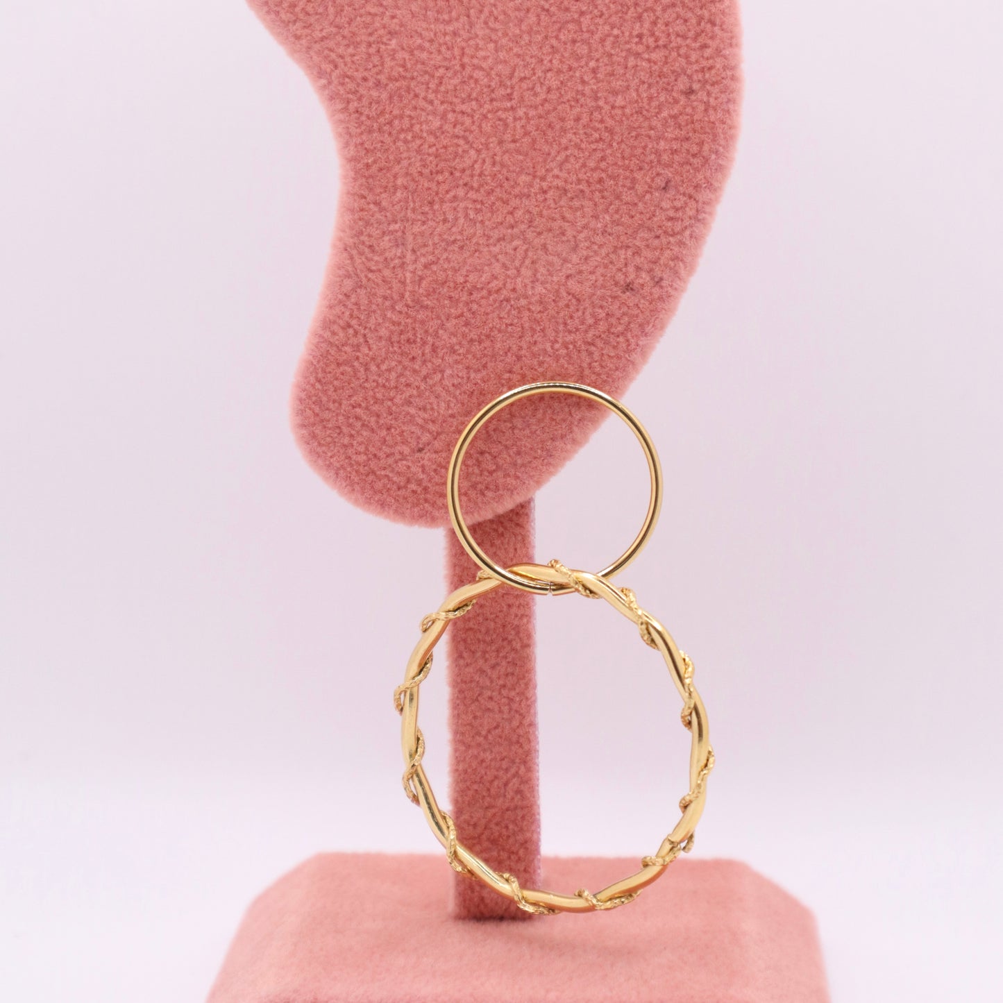 TWINLOOP Drop Earrings