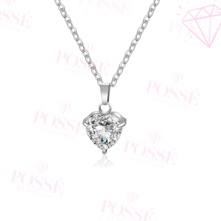 ESME HEART NECKLACE