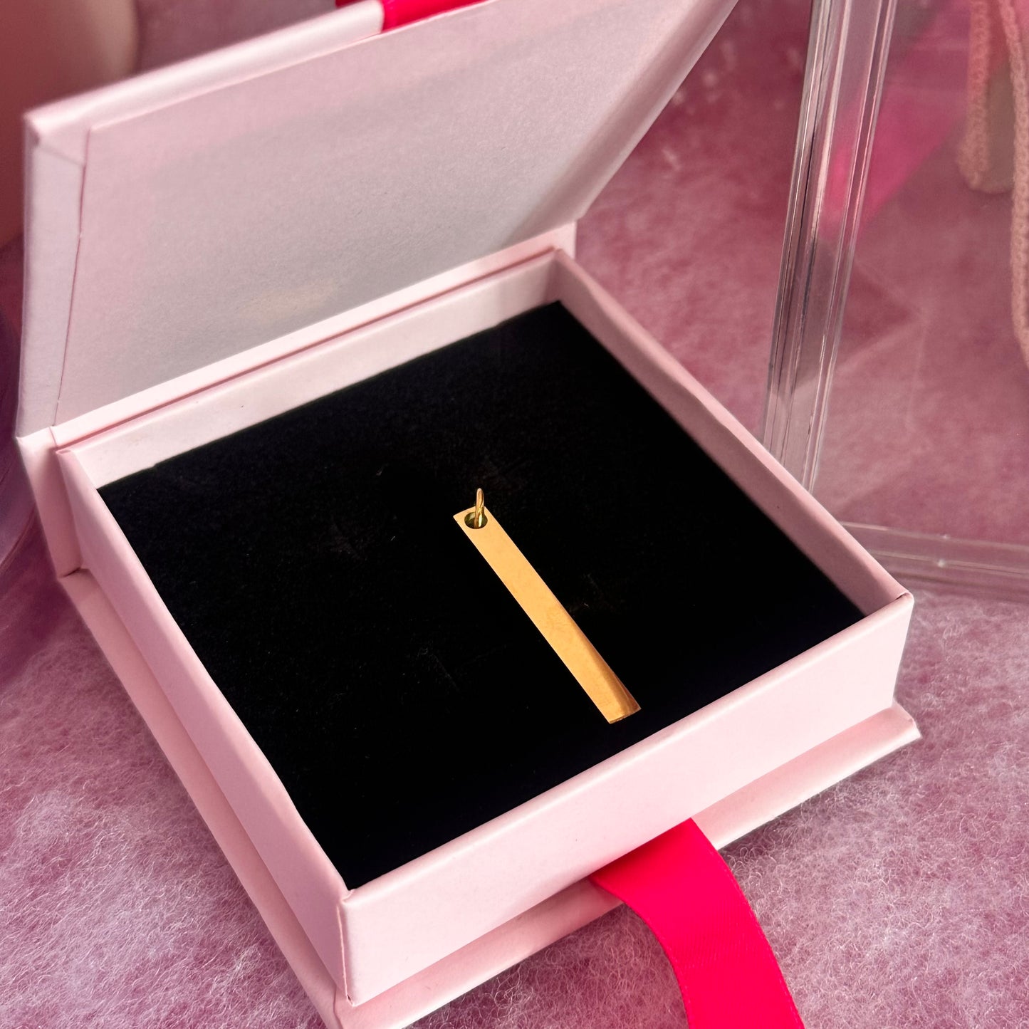 Engravable 3D Bar Pendant