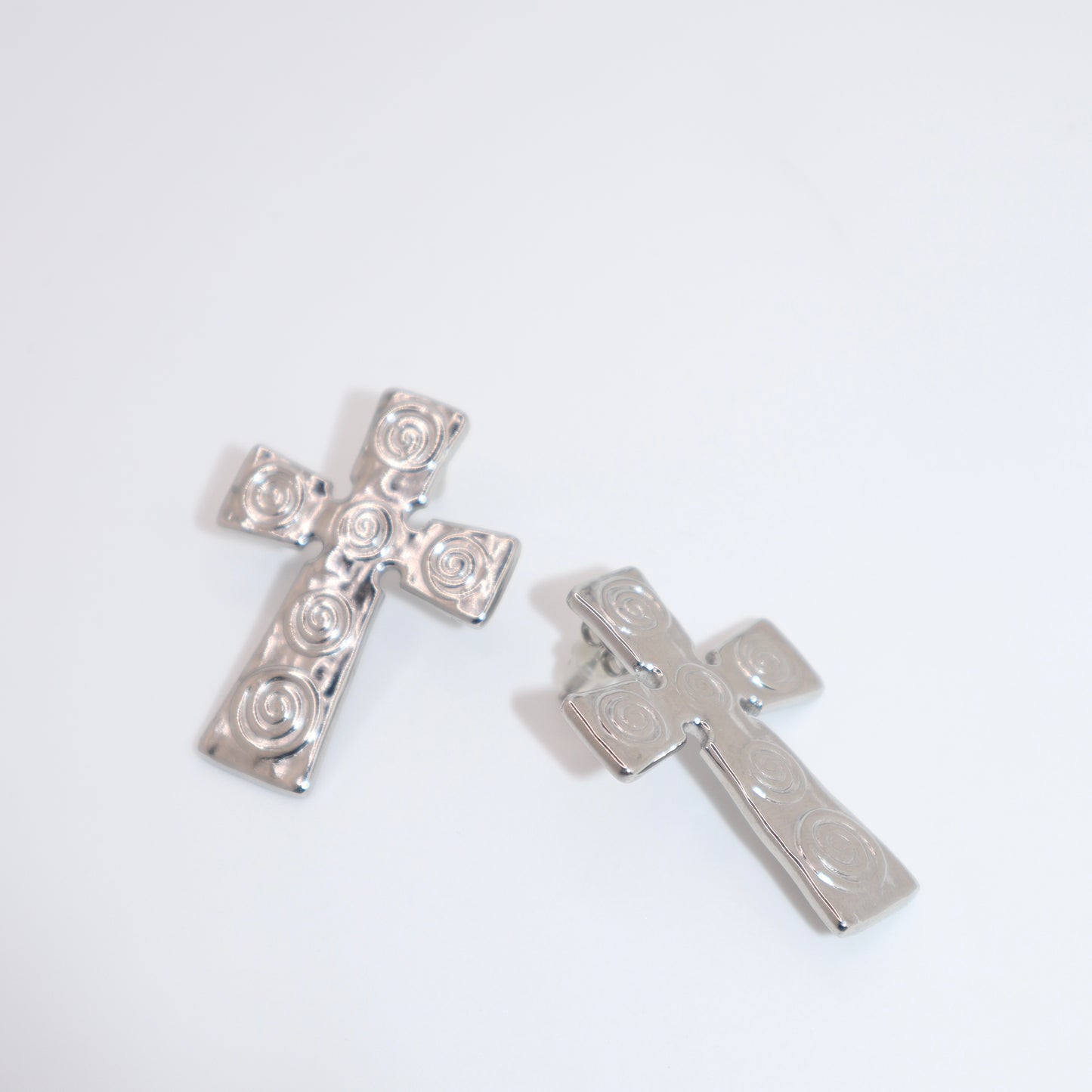 SWIRL CROSS Earrings - Silver