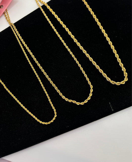 INTERTWINED ROPE CHAIN