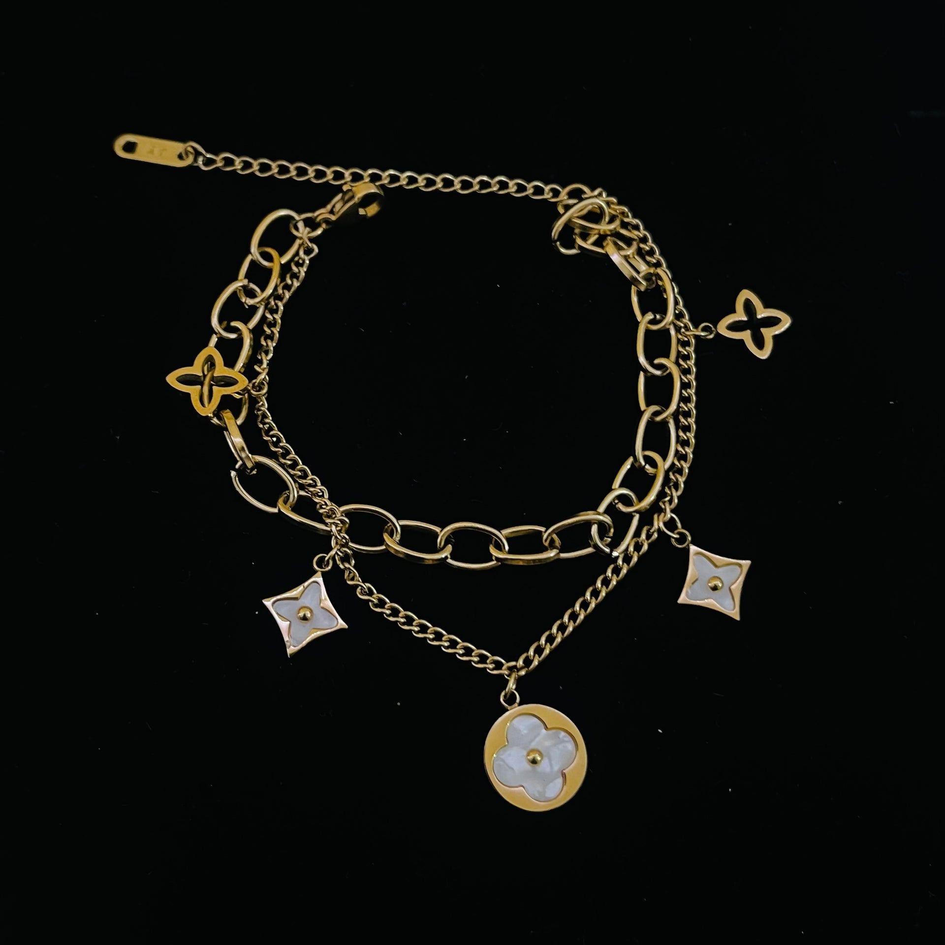 LUX BAE Bracelet - Gold