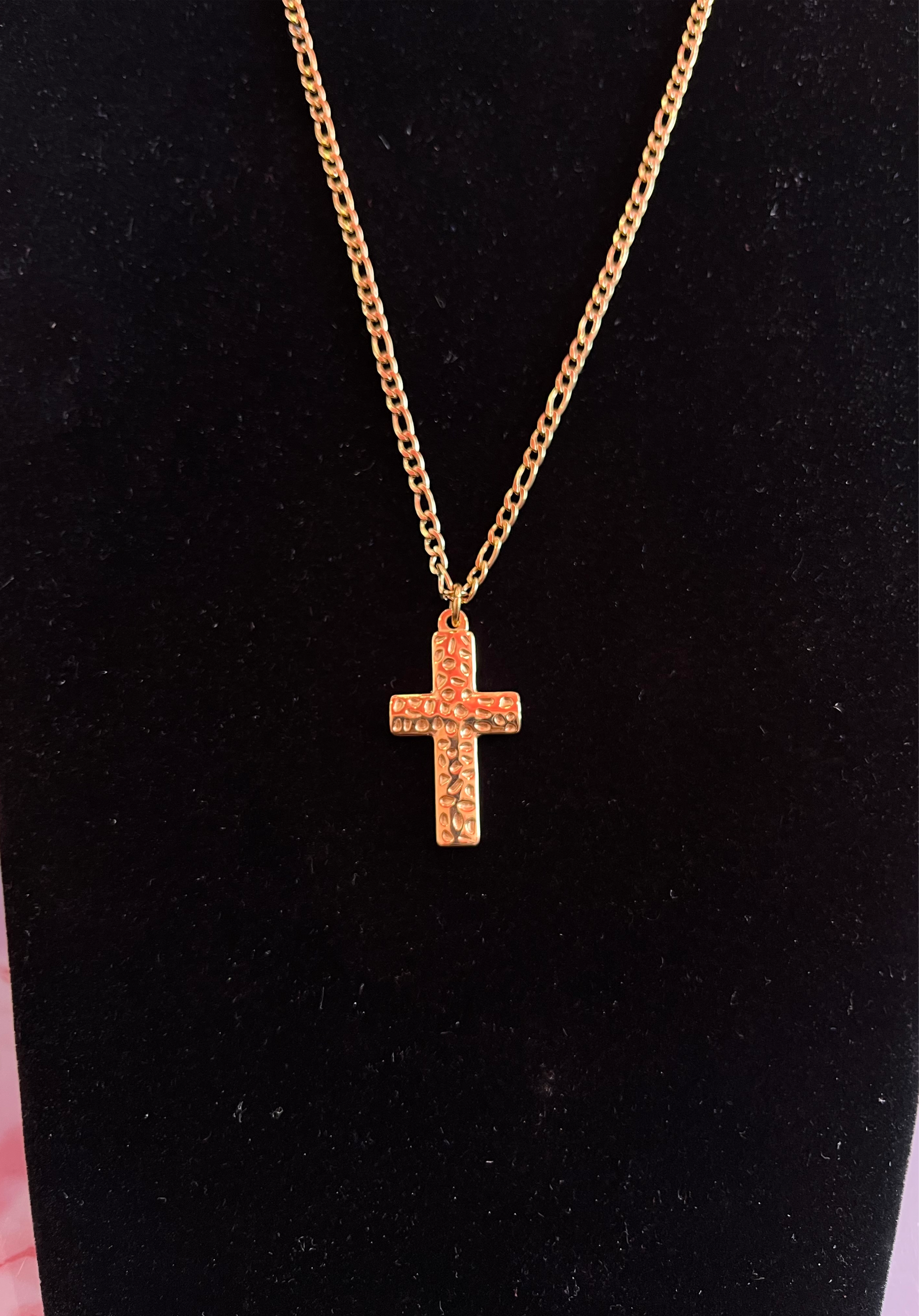 ROCCO Cross Necklace