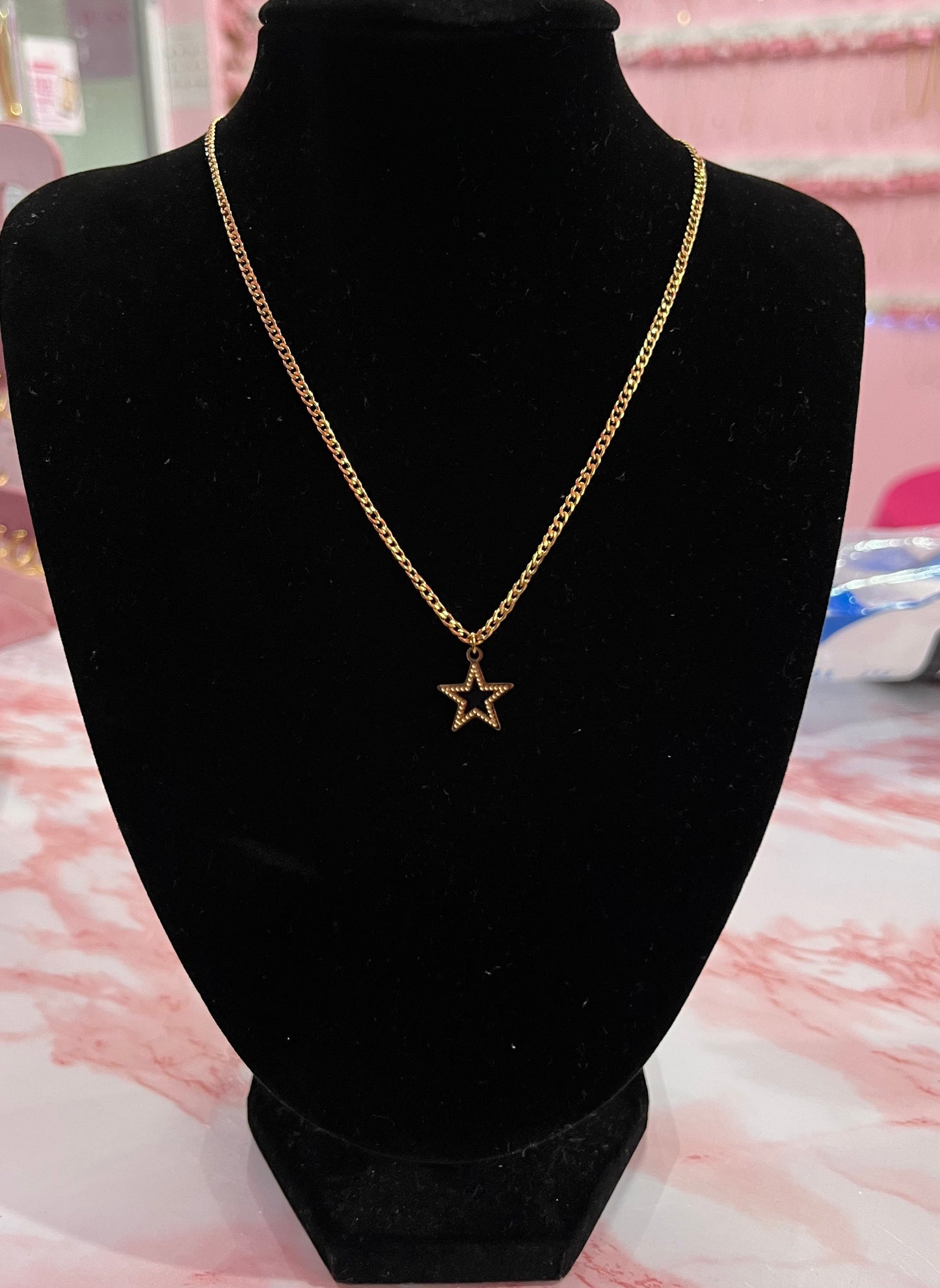 Star Noir Necklace