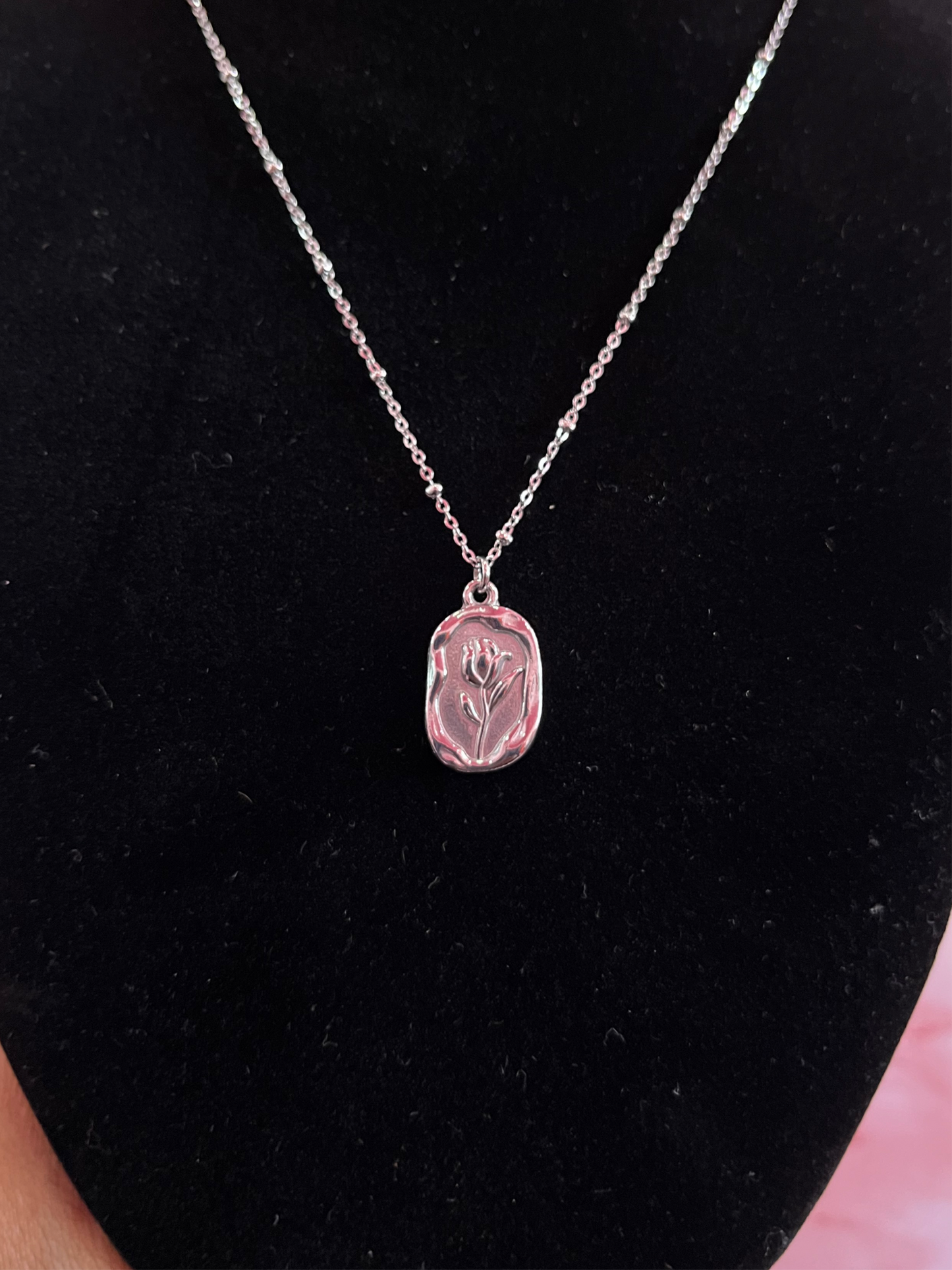 Pearl Rose Necklace- Silver