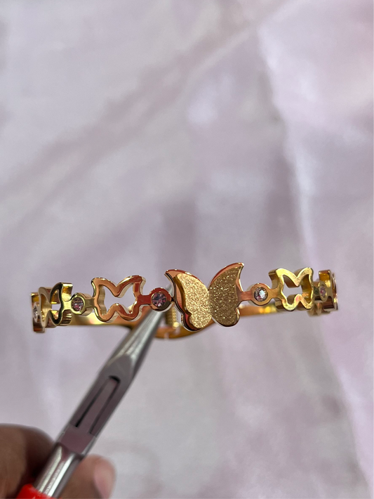 PeriBae Bangle