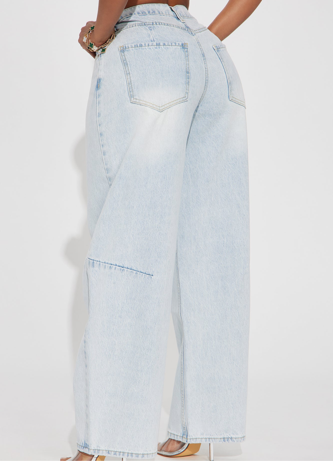 Wide Legged Denim Jeans- Light Wash