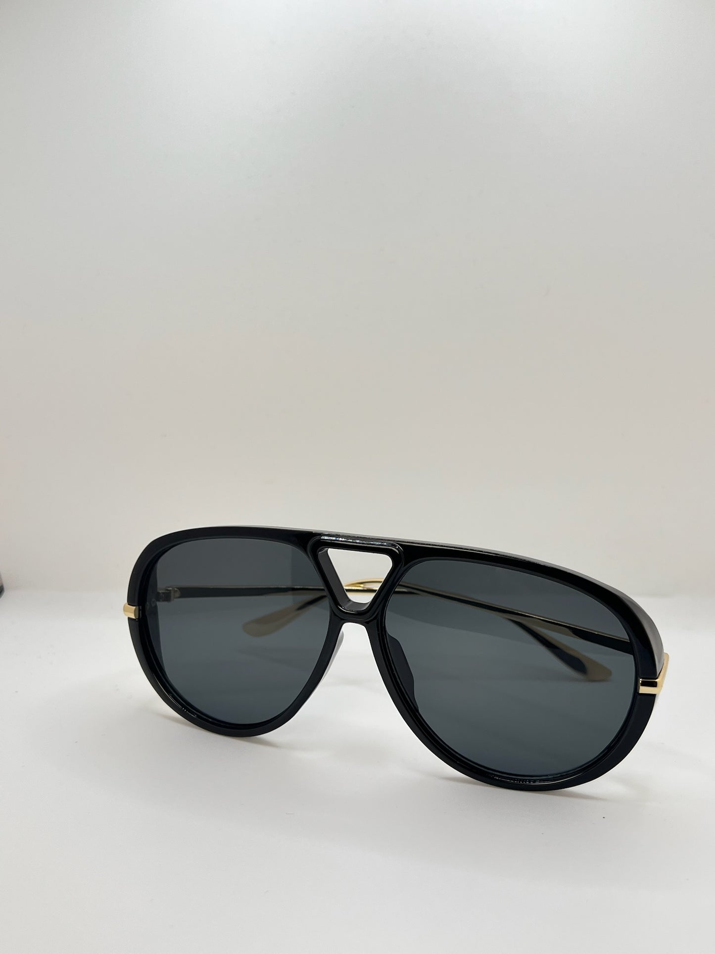 EZRA Sunnies