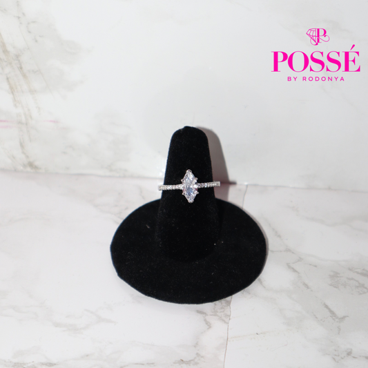 MARIAM Sterling Silver Ring