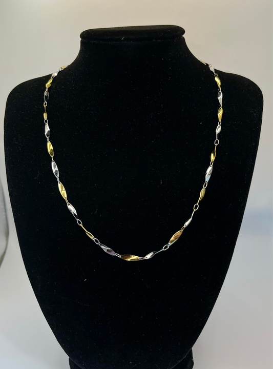DALLIE Necklace