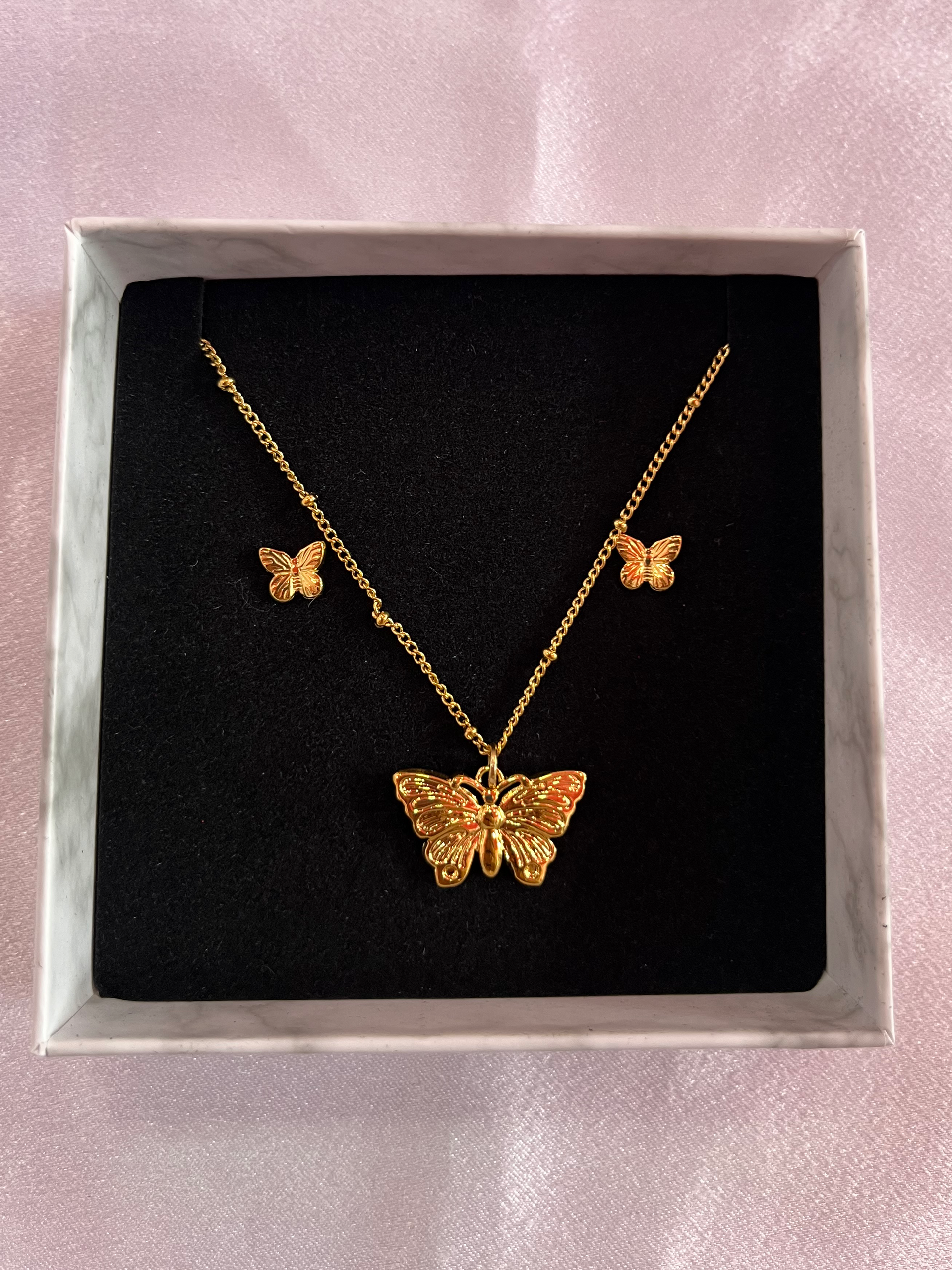 Ava Butterfly Set