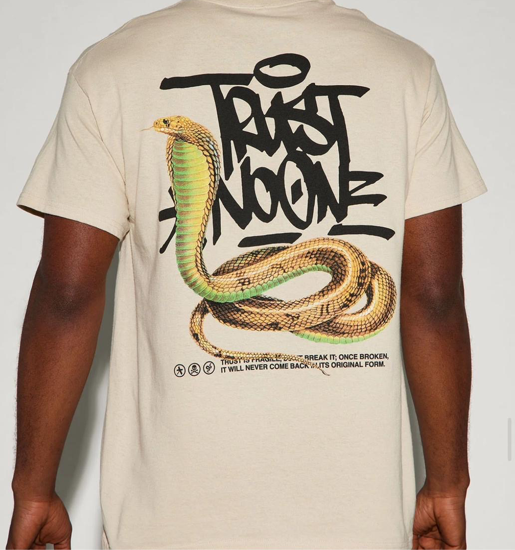 Trust No One Snakes Tee - Cream