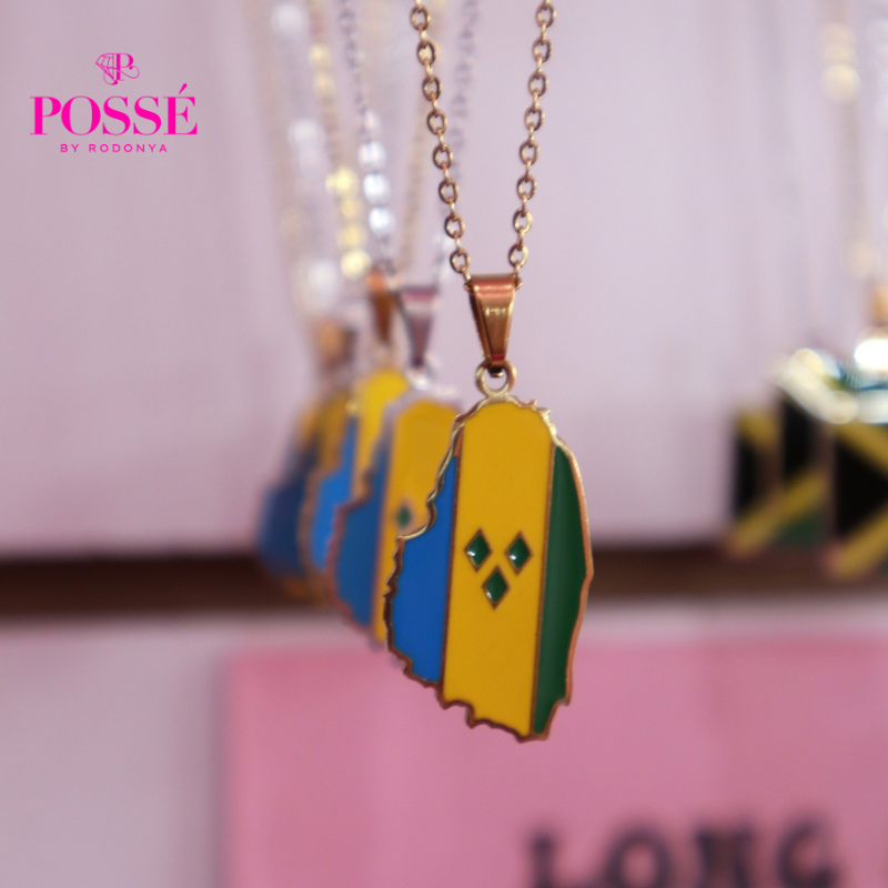 VINCY Map Pendant Necklace