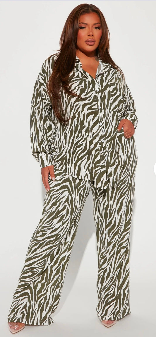 She's a Beast Zebra Pants