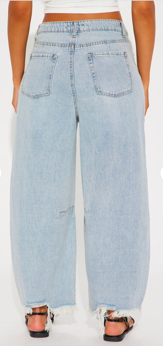 Patron Fray Hem Cropped Jeans